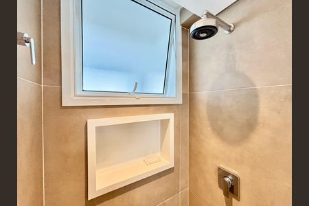 Apartamento para alugar com 139m², 2 quartos e 1 vaga Apartamento para alugar com 139m², 2 quartos e 1 vagaBanheiro social
