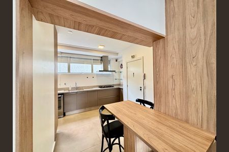 Apartamento para alugar com 139m², 2 quartos e 1 vaga Apartamento para alugar com 139m², 2 quartos e 1 vagaCozinha