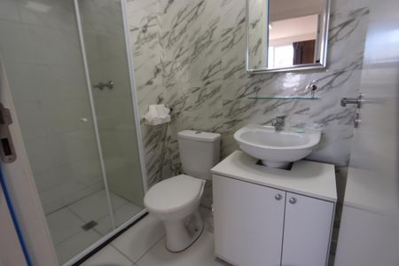 Banheiro de apartamento para alugar com 2 quartos, 44m² em Vila Prudente, São Paulo