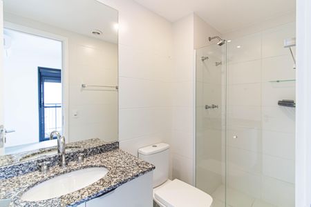 Apartamento para alugar com 62m², 2 quartos e 2 vagas Apartamento para alugar com 62m², 2 quartos e 2 vagasBanheiro da Suíte