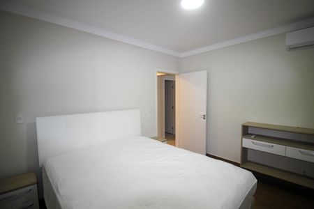 Apartamento para alugar com 112m², 3 quartos e 3 vagas Apartamento para alugar com 112m², 3 quartos e 3 vagasSuíte