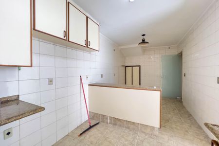 Casa para alugar com 330m², 3 quartos e 4 vagasCozinha