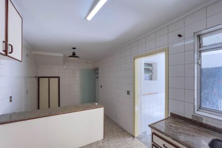 Casa para alugar com 330m², 3 quartos e 4 vagasCozinha