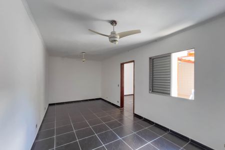 Casa para alugar com 330m², 3 quartos e 4 vagasEdicula