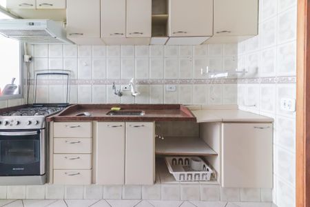 Apartamento para alugar com 72m², 2 quartos e 1 vaga Apartamento para alugar com 72m², 2 quartos e 1 vagaCozinha e Área de Serviço