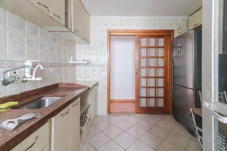 Apartamento para alugar com 72m², 2 quartos e 1 vaga Apartamento para alugar com 72m², 2 quartos e 1 vagaCozinha e Área de Serviço