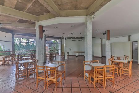 Apartamento para alugar com 72m², 2 quartos e 1 vaga Apartamento para alugar com 72m², 2 quartos e 1 vagaÁrea comum - Salão de festas