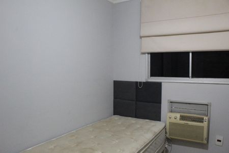 Quarto 1 de apartamento para alugar com 2 quartos, 50m² em Jacarepaguá, Rio de Janeiro