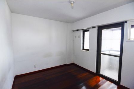 Apartamento à venda com 132m², 4 quartos e 2 vagasSuíte 2