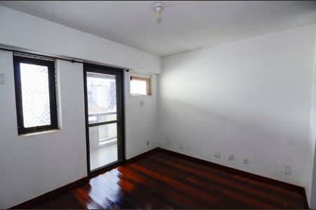 Apartamento à venda com 132m², 4 quartos e 2 vagasSuíte 2