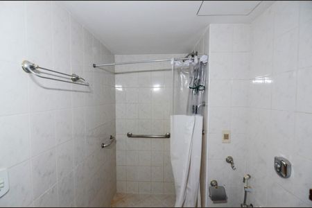 Apartamento à venda com 132m², 4 quartos e 2 vagasBanheiro da Suíte 3