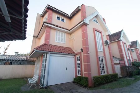Fachada de casa de condomínio para alugar com 3 quartos, 130m² em Camaquã, Porto Alegre