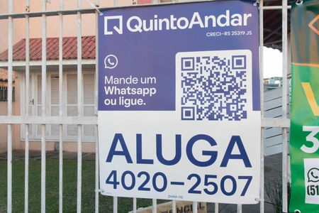 Placa de casa de condomínio para alugar com 3 quartos, 130m² em Camaquã, Porto Alegre