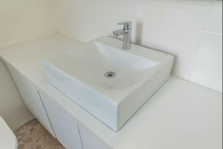 Apartamento para alugar com 84m², 2 quartos e 2 vagasBanheiro Social