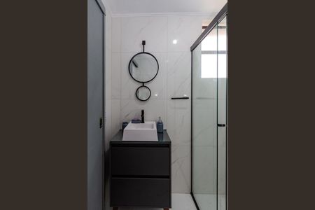 Banheiro de kitnet/studio para alugar com 1 quarto, 34m² em Centro Histórico, Porto Alegre