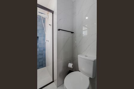 Banheiro de kitnet/studio para alugar com 1 quarto, 34m² em Centro Histórico, Porto Alegre