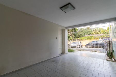 Casa para alugar com 300m², 4 quartos e 2 vagasGaragem