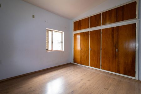 Casa para alugar com 300m², 4 quartos e 2 vagasQuarto 2