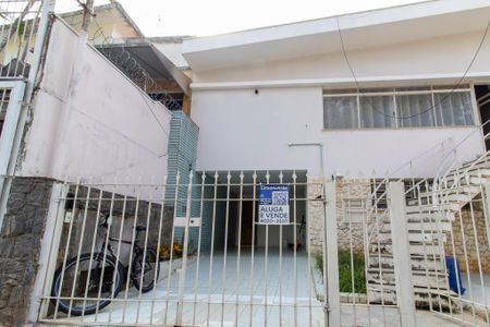 Casa para alugar com 300m², 4 quartos e 2 vagasFachada