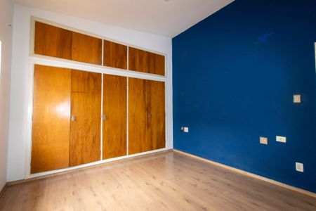 Casa para alugar com 300m², 4 quartos e 2 vagasQuarto 2