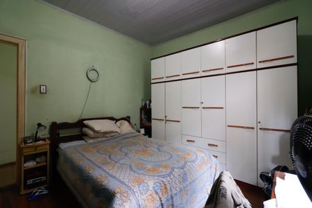 Casa à venda com 201m², 5 quartos e 2 vagasQuarto 1