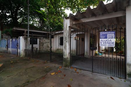 Casa à venda com 201m², 5 quartos e 2 vagasFachada