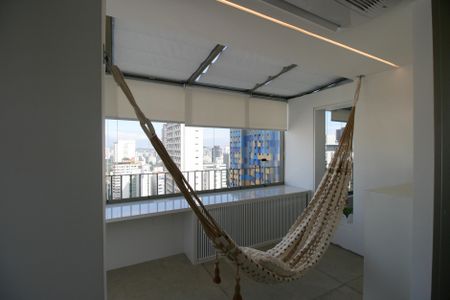 Apartamento à venda com 83m², 1 quarto e 1 vagaVaranda da Suíte