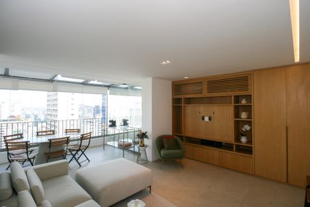 Apartamento à venda com 83m², 1 quarto e 1 vagaSala 