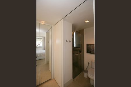 Apartamento à venda com 83m², 1 quarto e 1 vagaBanheiro da Suíte