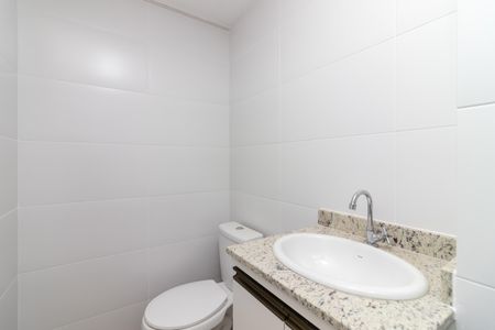 Apartamento para alugar com 40m², 2 quartos e 1 vaga Apartamento para alugar com 40m², 2 quartos e 1 vagaBanheiro