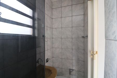 Casa à venda com 110m², 3 quartos e 2 vagasBanheiro da Suíte