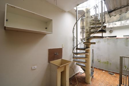 Casa à venda com 110m², 3 quartos e 2 vagasÁrea de Serviço