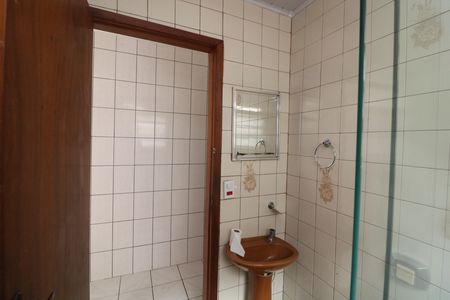 Casa à venda com 110m², 3 quartos e 2 vagasBanheiro