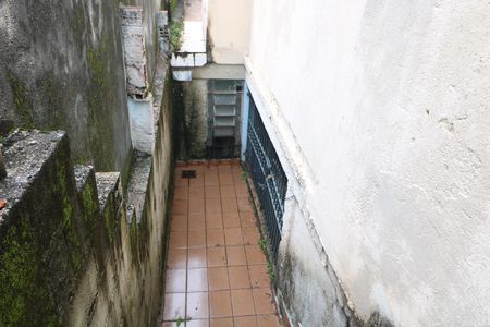 Casa à venda com 110m², 3 quartos e 2 vagasPorão