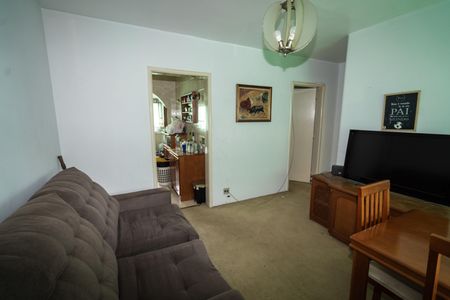 Sala de apartamento para alugar com 1 quarto, 45m² em Humaitá, Porto Alegre