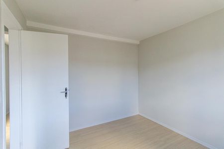 Quarto 1 de apartamento para alugar com 2 quartos, 49m² em Augusta, Curitiba