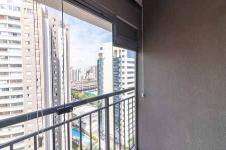 Sacada de kitnet/studio para alugar com 1 quarto, 25m² em Indianópolis, São Paulo