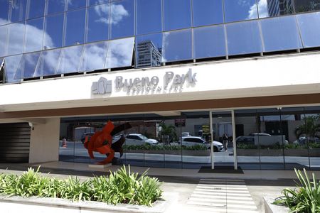 Apartamento para alugar com 63m², 2 quartos e 1 vagaFachada
