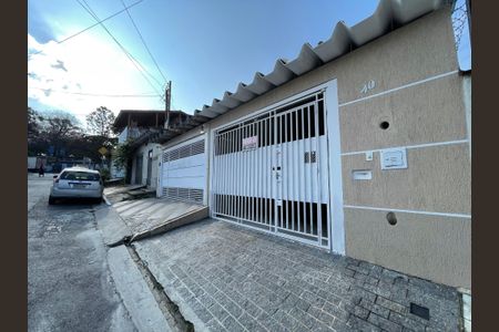 Casa à venda com 135m², 3 quartos e 4 vagasFachada