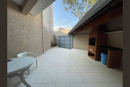 Casa à venda com 135m², 3 quartos e 4 vagasQuintal