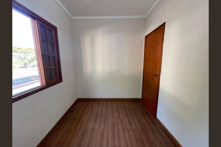 Casa à venda com 135m², 3 quartos e 4 vagasQuarto 2