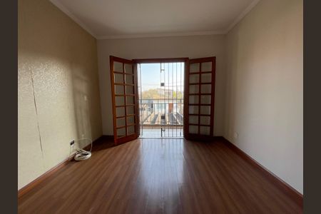 Casa à venda com 135m², 3 quartos e 4 vagasSuíte
