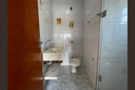 Casa à venda com 135m², 3 quartos e 4 vagasBanheiro da Suíte