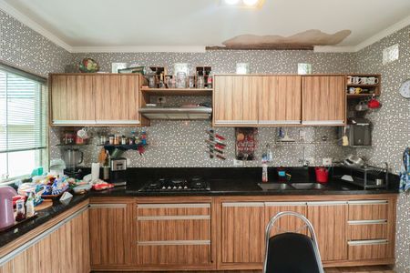 Casa à venda com 256m², 4 quartos e 3 vagas Casa à venda com 256m², 4 quartos e 3 vagasCozinha