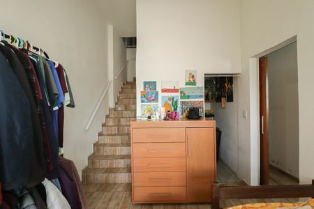 Casa à venda com 256m², 4 quartos e 3 vagas Casa à venda com 256m², 4 quartos e 3 vagasQuarto 3