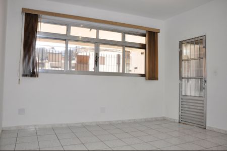 Sala de casa à venda com 4 quartos, 154m² em Jardim Mariliza, São Paulo