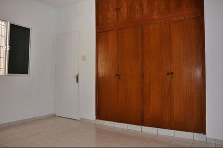 Casa à venda com 154m², 4 quartos e 2 vagasQuarto 1