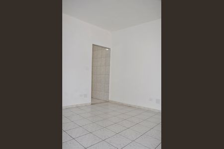 Sala de casa à venda com 4 quartos, 154m² em Jardim Mariliza, São Paulo