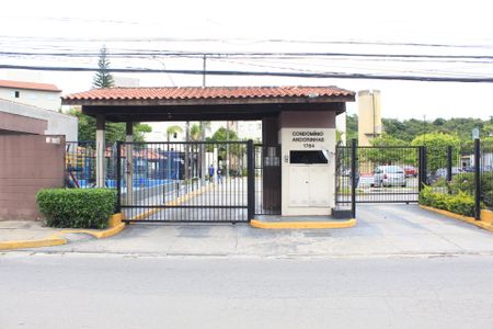 Apartamento para alugar com 45m², 2 quartos e 1 vagaFachada e portaria