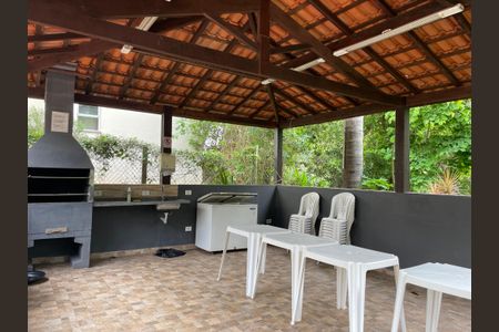 Apartamento para alugar com 45m², 2 quartos e 1 vagaÁrea comum - Churrasqueira